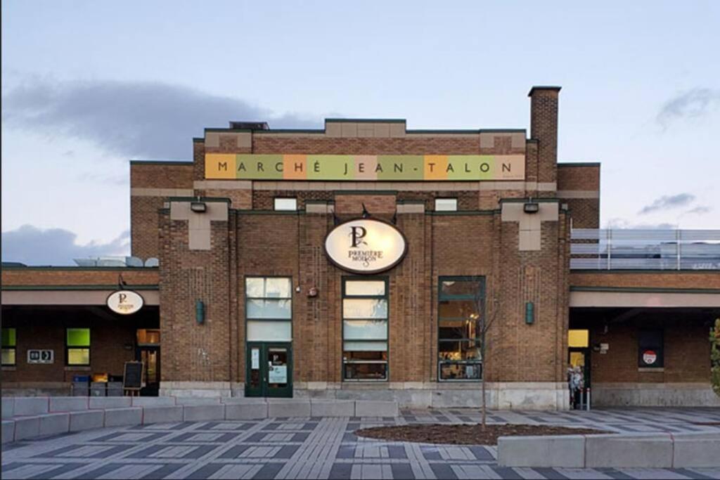 Stylish 2 Bedroom Haven By Jean Talon Market Montreal Exterior photo